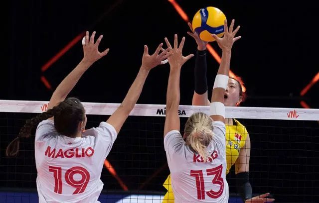  草根球队圆梦记，业余选手击败职业队