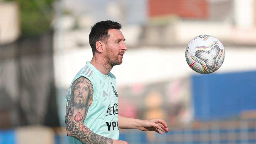  哥伦比亚锋线双煞联手破纪录